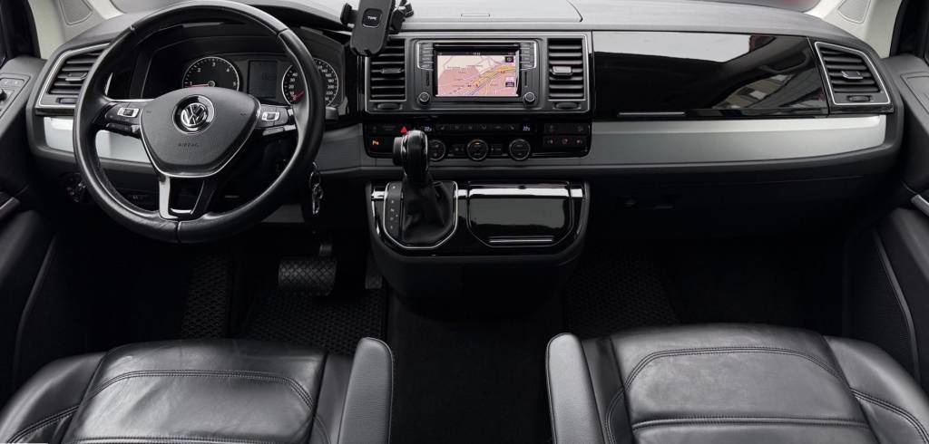 Volkswagen VW T6 Multivan 2.0 - 10