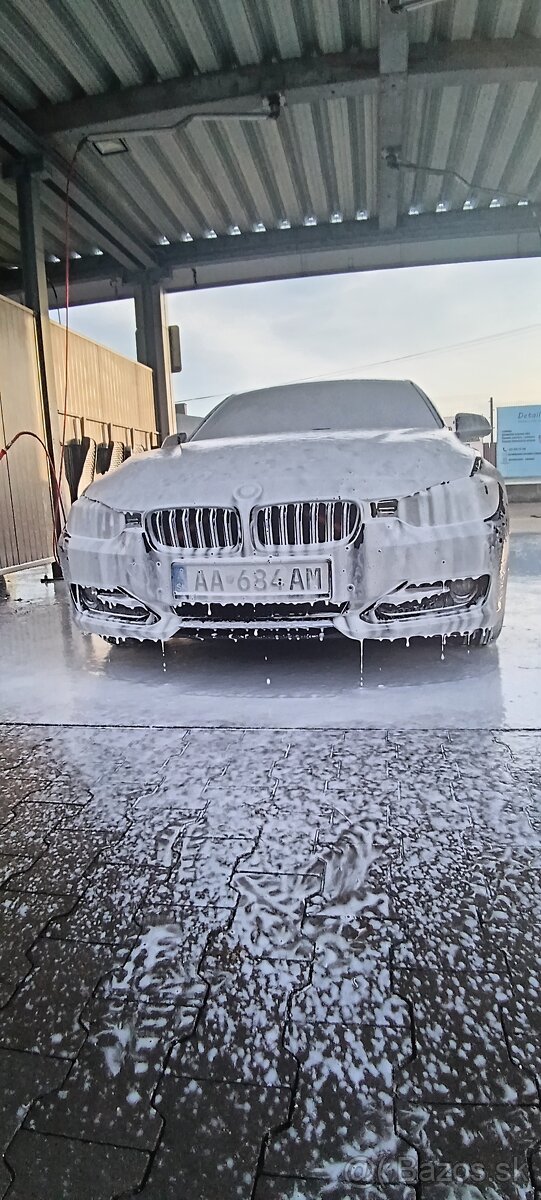 BMW 320D kombi rok 2013 - 10