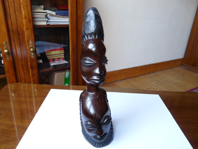 africké ľudové umenie – drevené artefakty 1 - 10