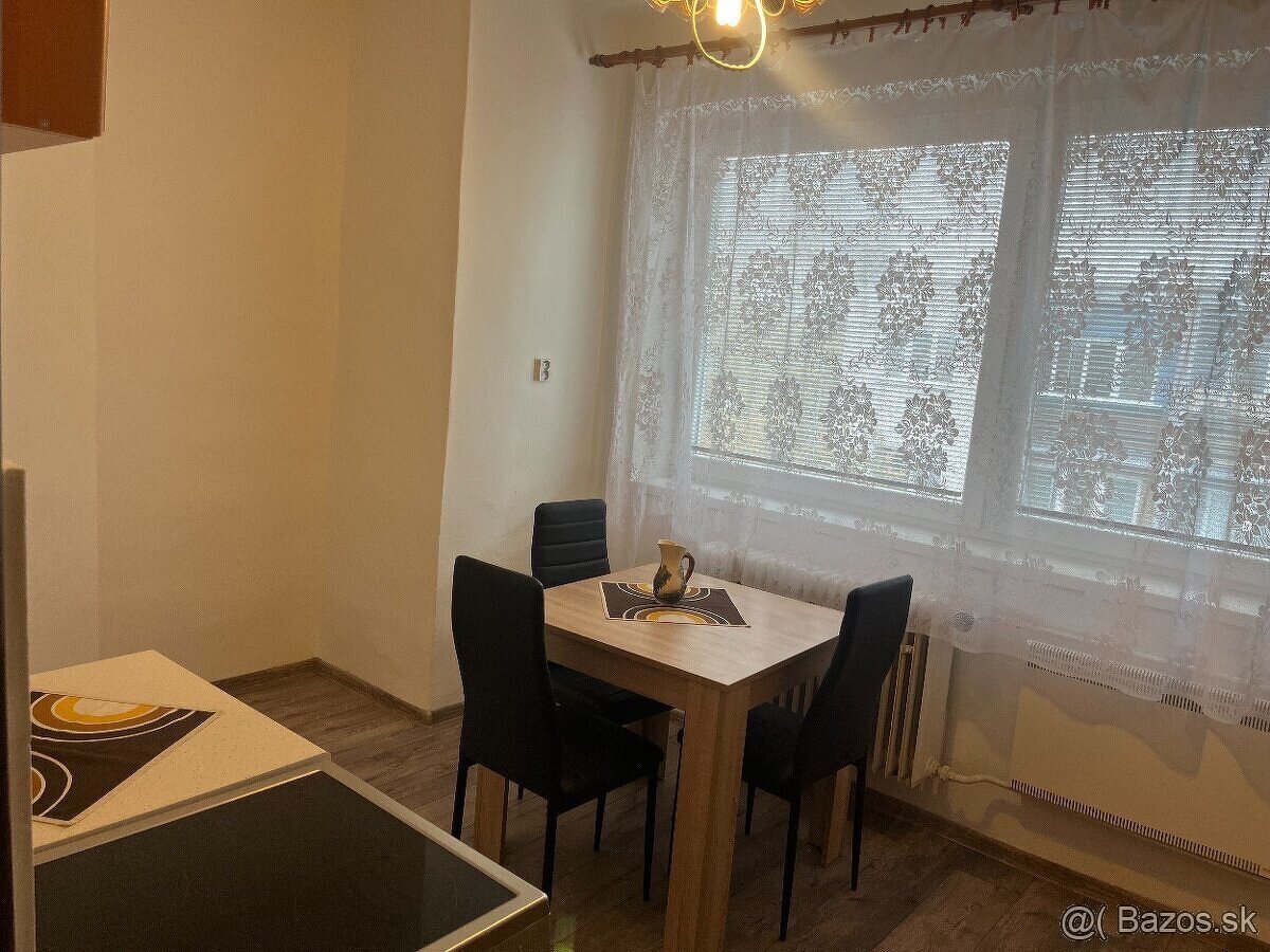 🌿 Elegantný trojizbový byt s balkónom na Wolkrovej - 10