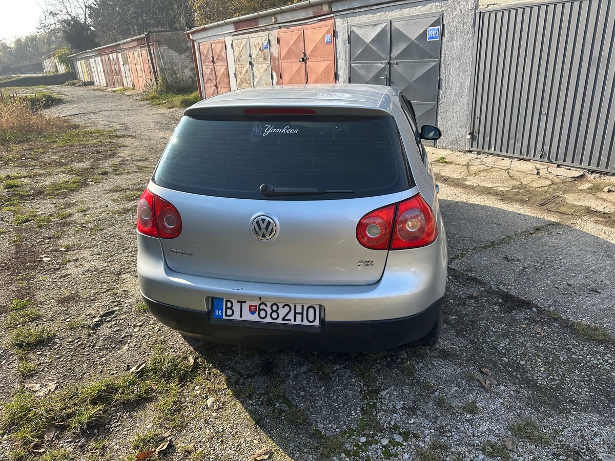 Predám Golf 5 , 1.4 Benzín 66kw - 10