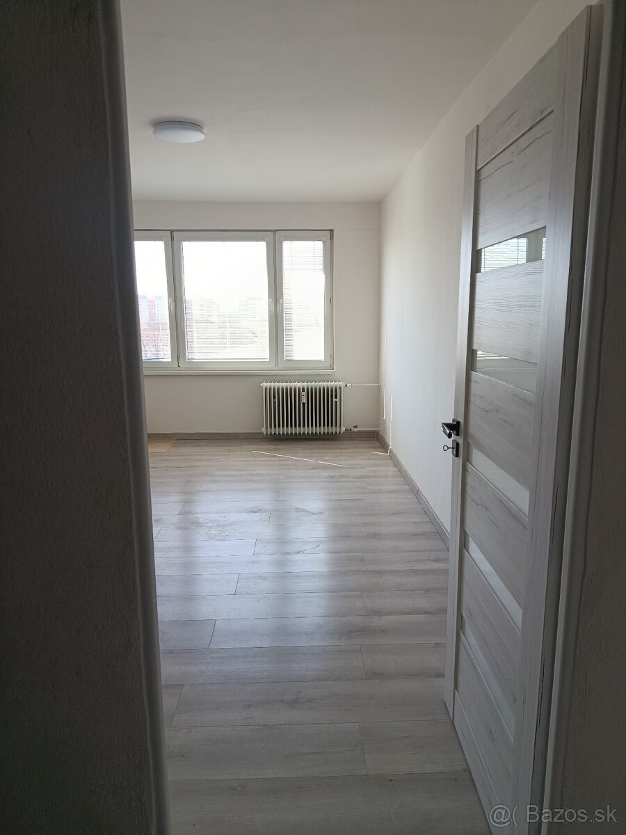 3 izbový byt v ZH - 10