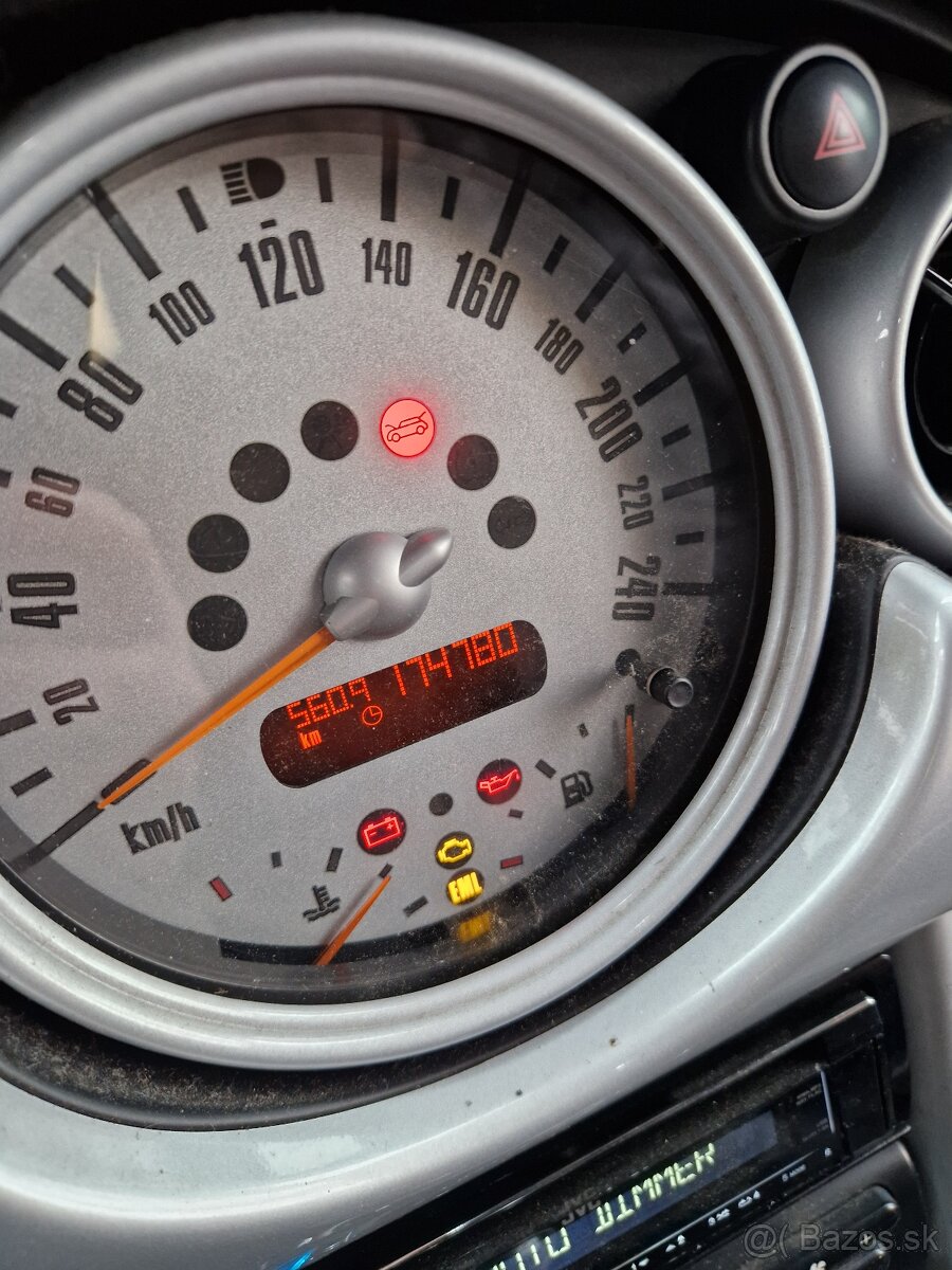 MINI Cooper 1.6 R50 - 10