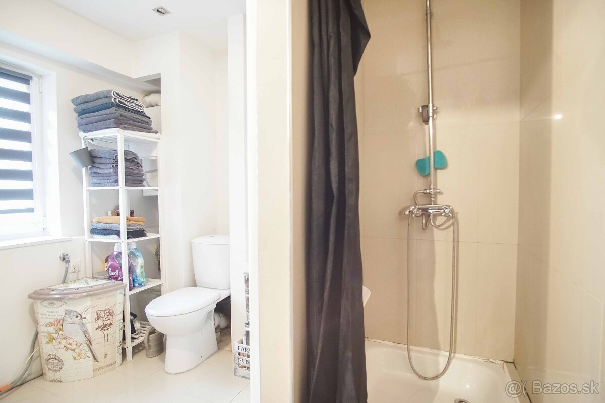 Tehlový 2-izbový byt v centre - Nové Zámky - 10