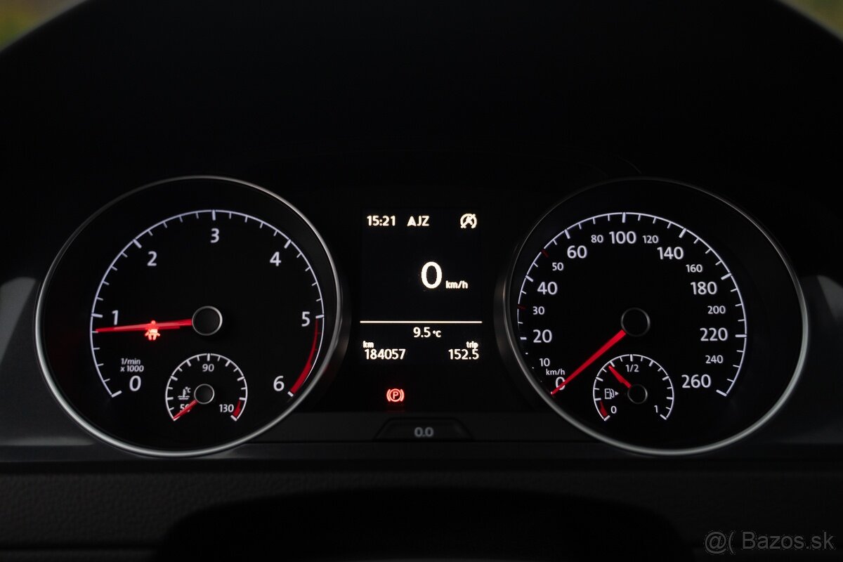 2017 VW Golf Variant 2.0 TDI 110 kW | výhrevy ACC ťažné - 10