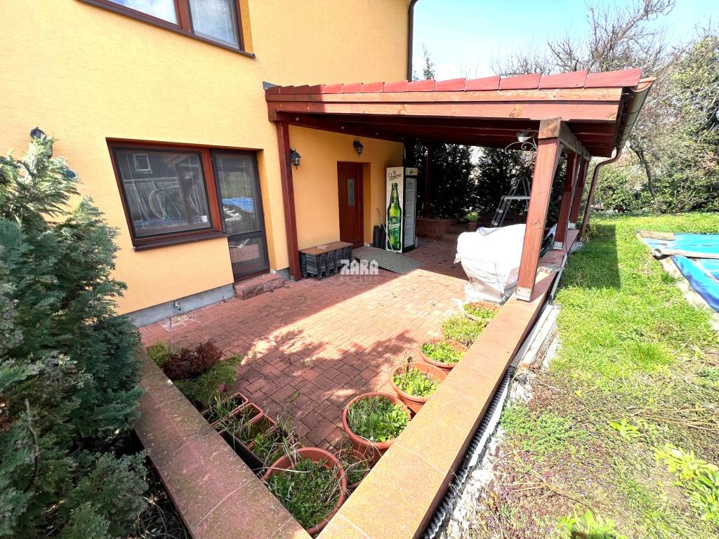 Vyšná Myšľa rodinný dom. 3 samostatnébytové jednotky - 10