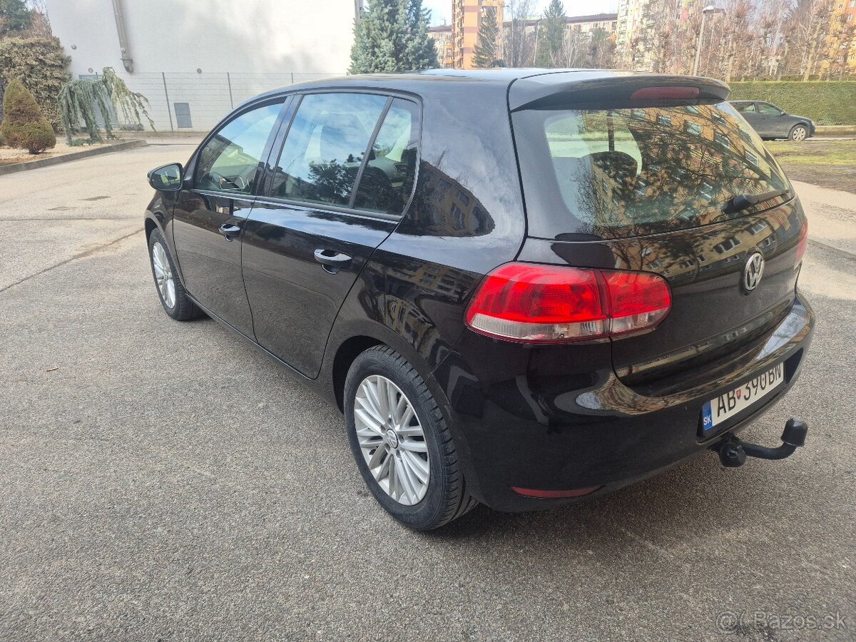 VOLKSWAGEN GOLF VI 1.6TDI 66KW - 10