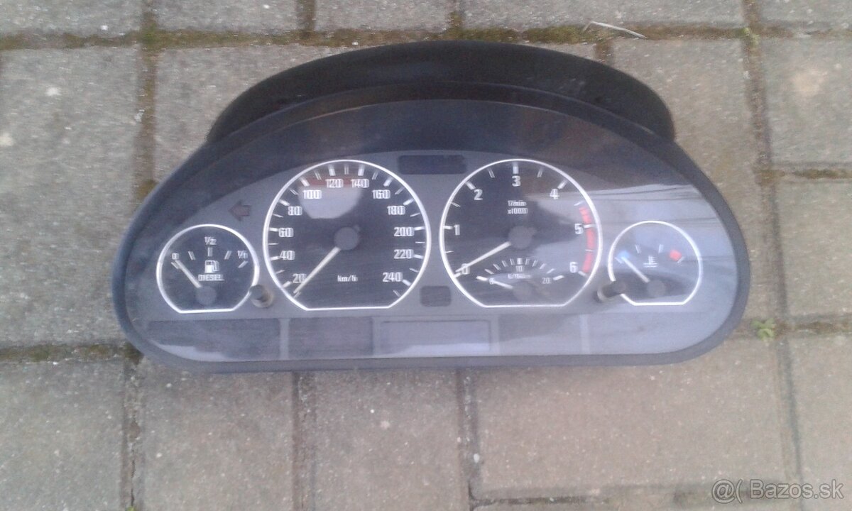 BMW e46 Touring 320D 100kw-Rozpredam - 10