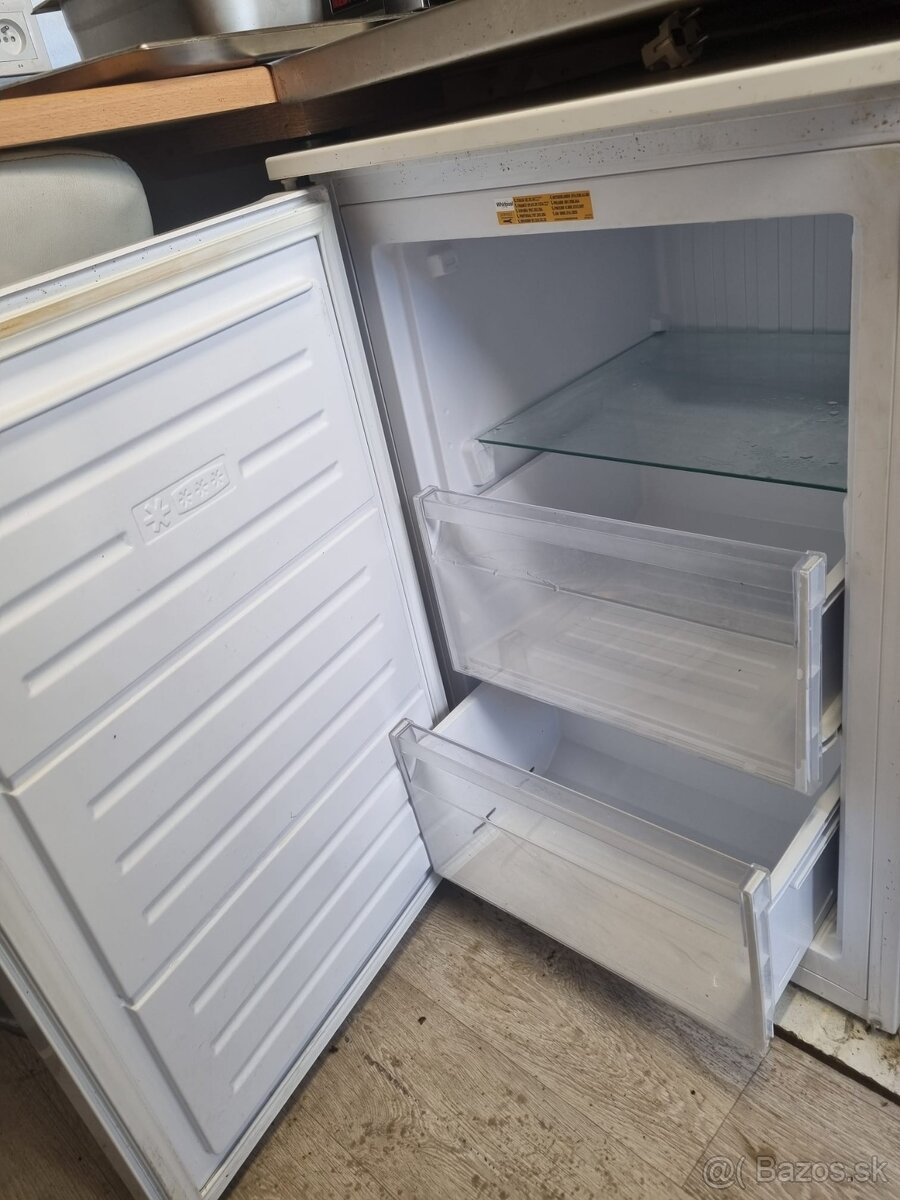 Profesionálne zariadenia do kuchyne, bufetu - 10