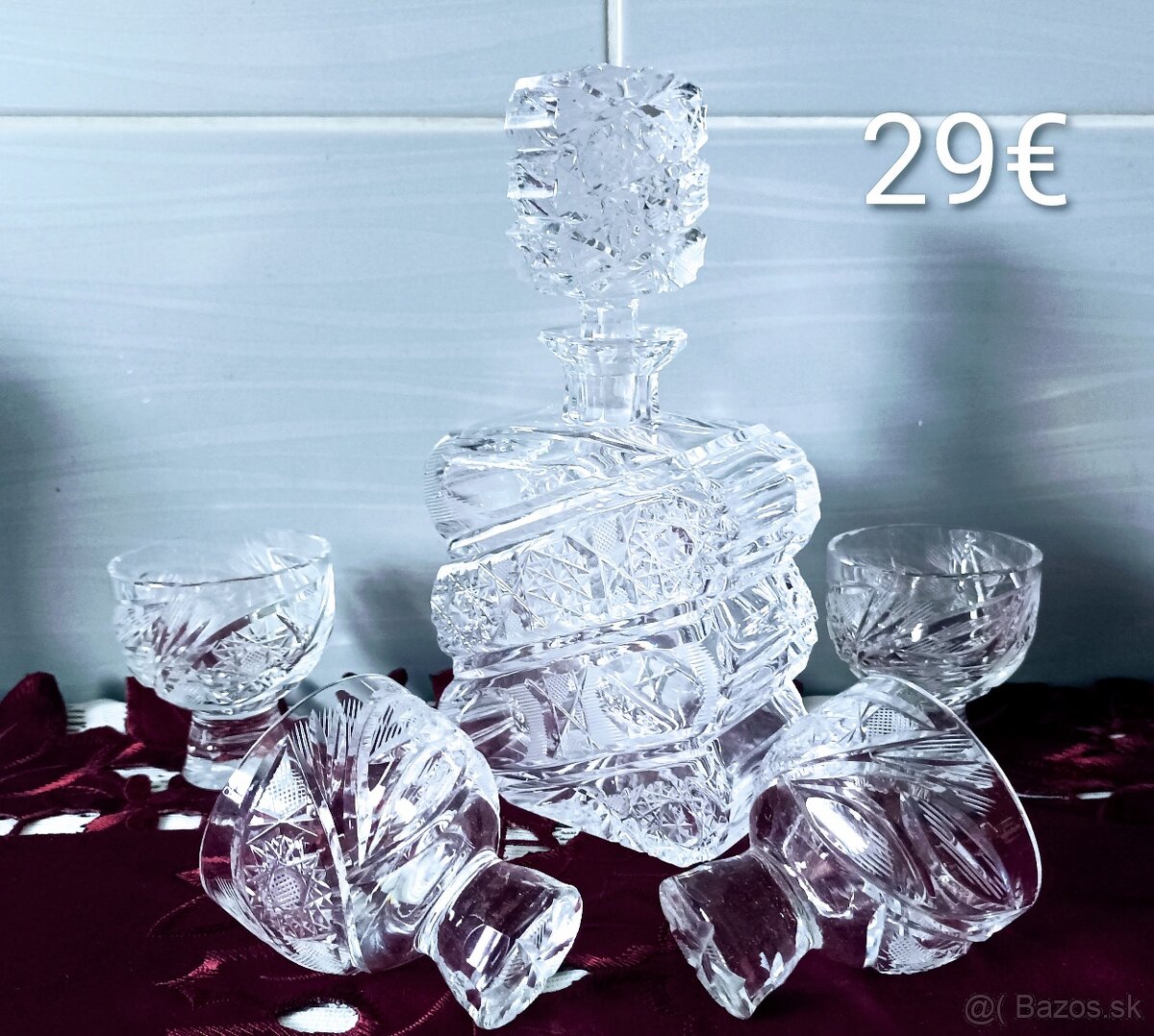 Krištáľové karafy + 4 ks poháre, džbán - 10