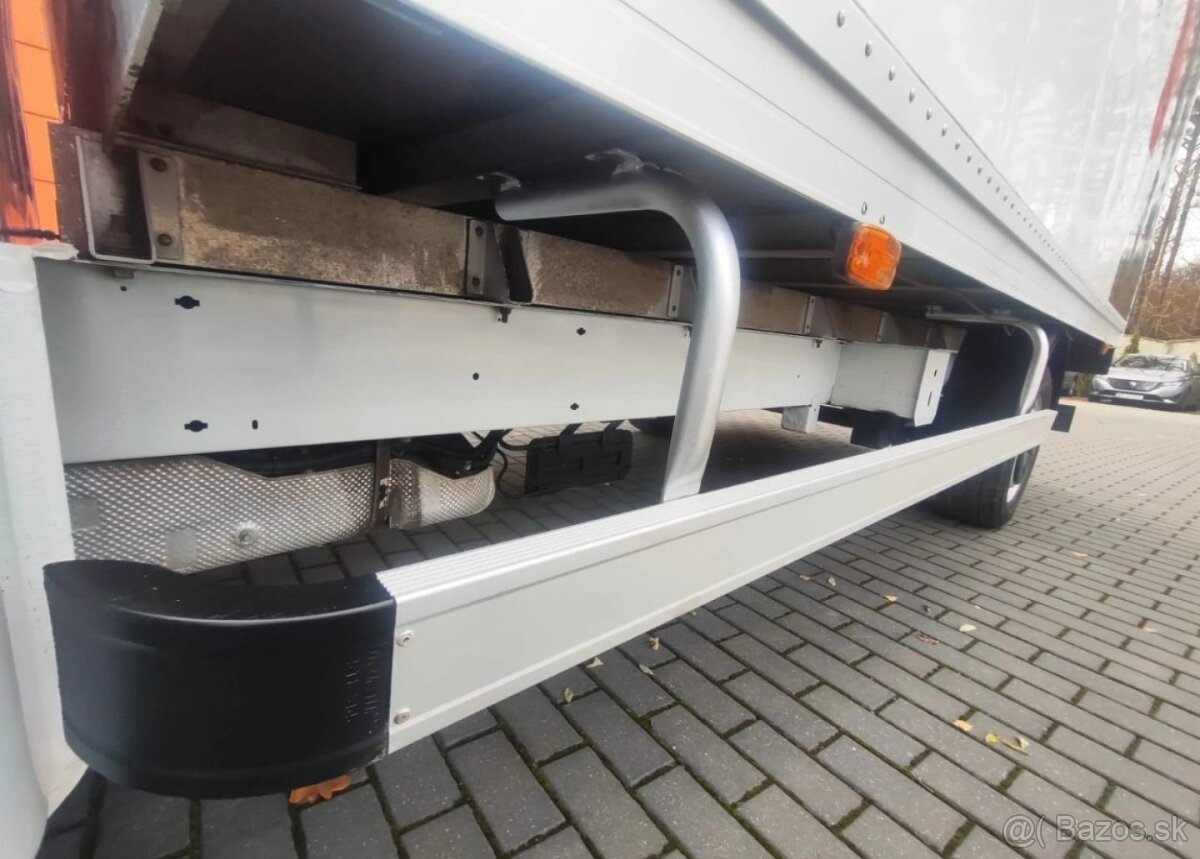 Renault Master 2.3 dci 8 paletovy 165 koni čelo BEZ ADBLU - 10