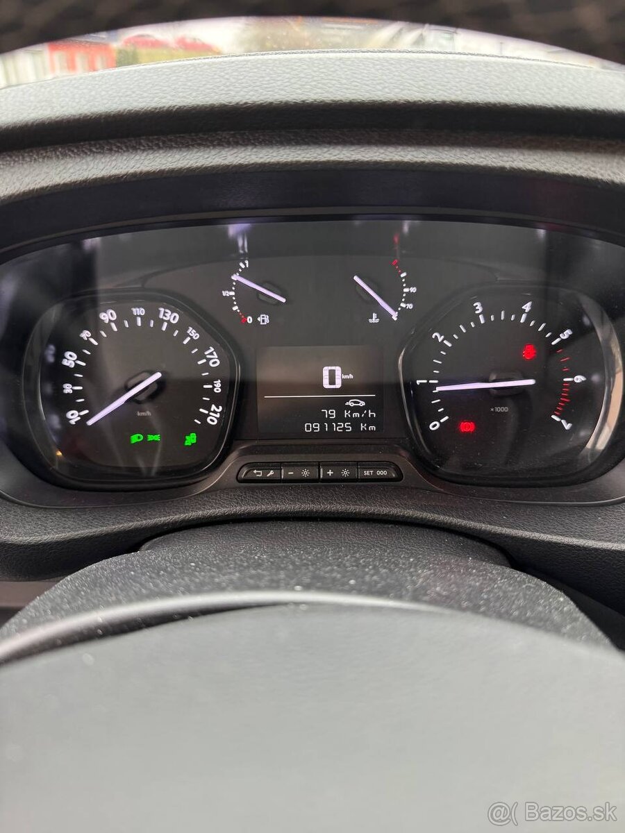 Toyota Proace 2.0 tdi 110 kW - 10