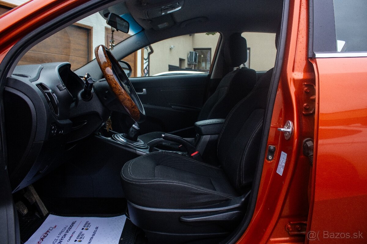 Kia Sportage 1.7 CRDi 2011 85kW M6 - 10