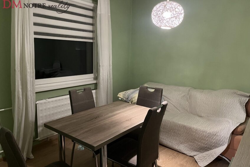 🏡 Trojizbový byt v tichej časti Lučenca s loggiou - 10