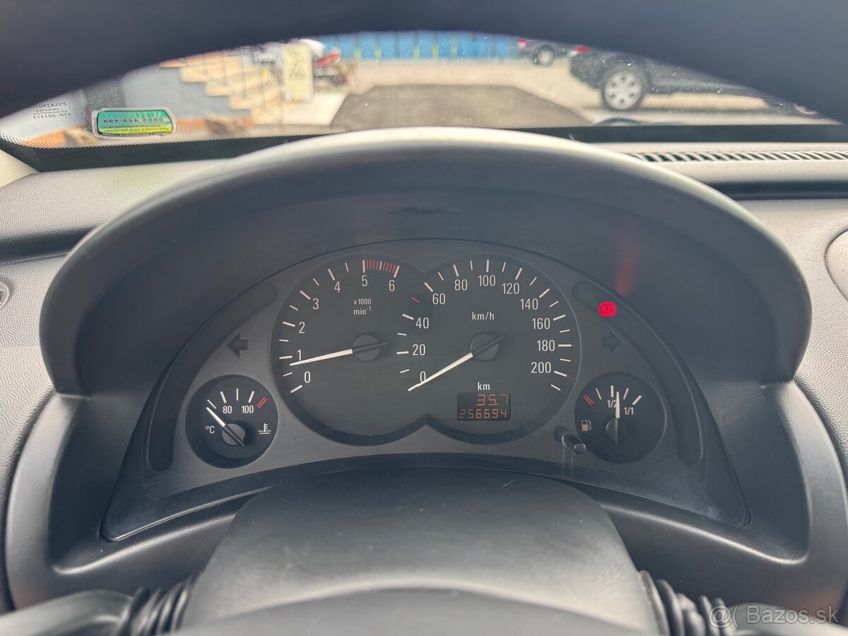 Opel Combo 1.7 CDTi - 10