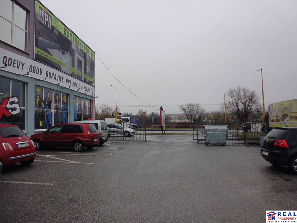 MASARYKOVA: PRÍZEMIE-160 m2, UMÝVADLO + WC-NOVOZREK. obchodn - 10