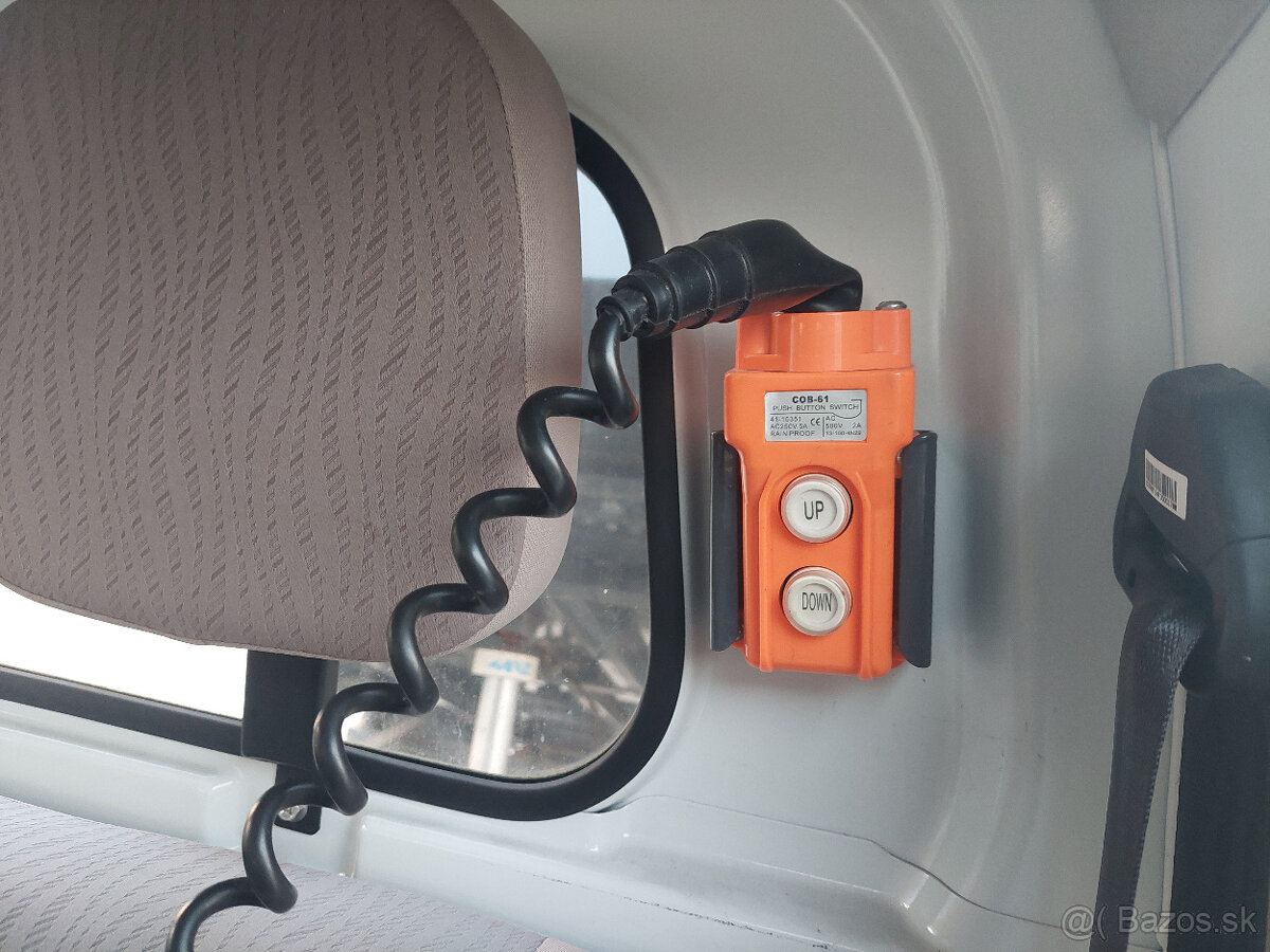 DSFK C32 1.5 VVTi TROJSTRANNÝ VYKLÁPAČ - 10