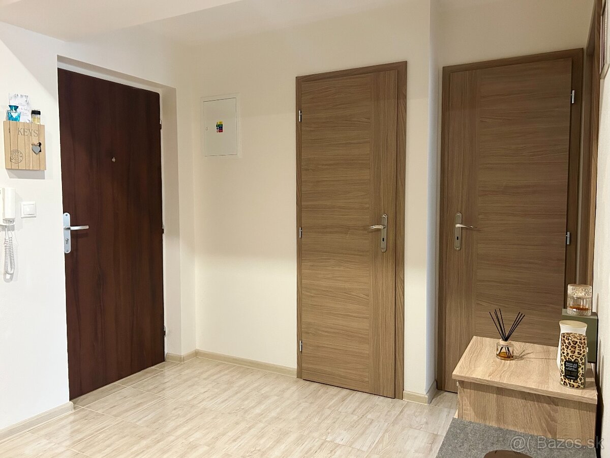 RFReality 2 izb. moderne zrekonštruovaný byt - Nám.L.Svobodu - 10