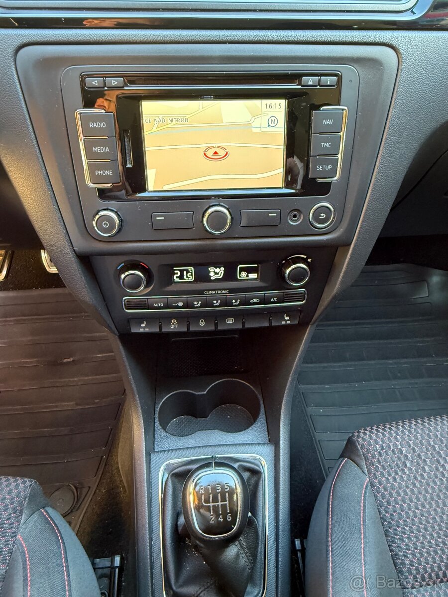 SKODA RAPID LIFTBACK, Elegance - 10