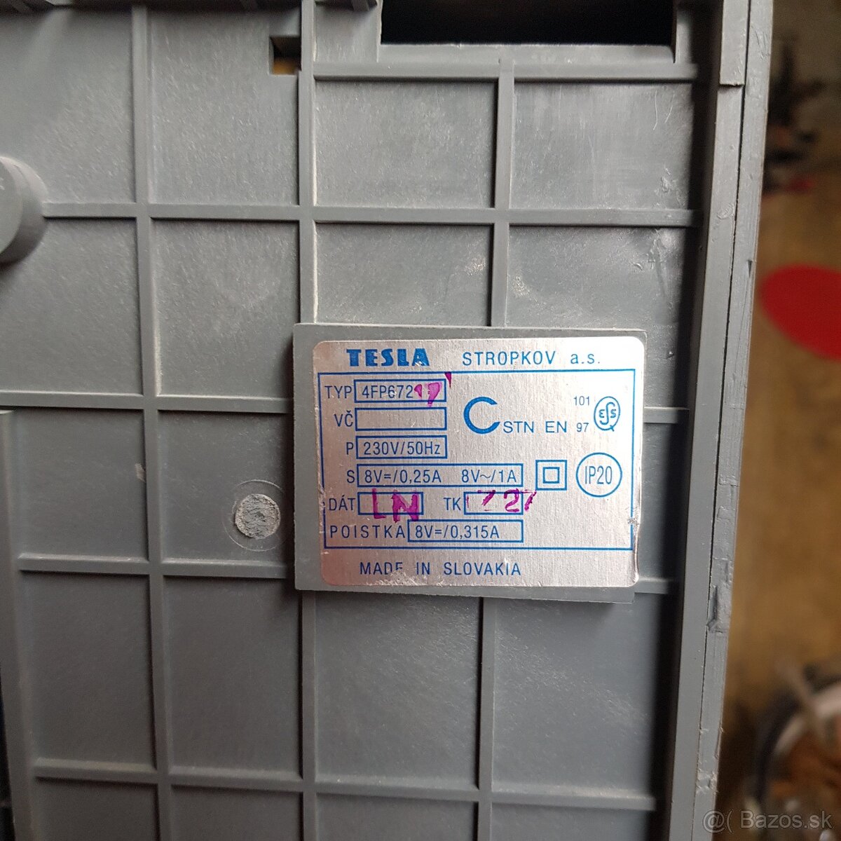 Predam istice , menice , vypinace, piostky, tlakove sinace - 10