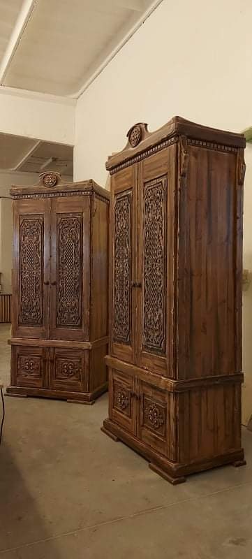 Drevená skriňa Pólovnicke motívy V-220cm,Š-120cm,hl.55 - 10