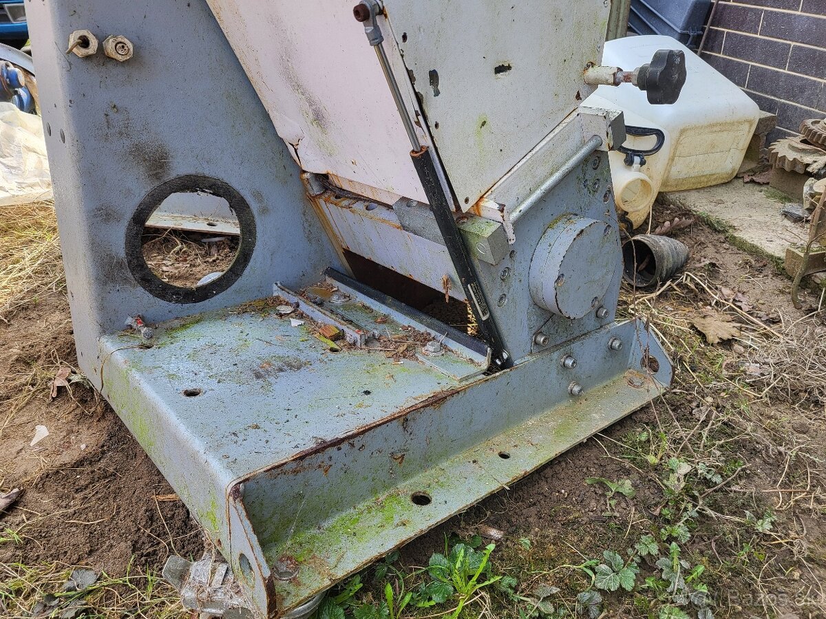 granulátory na plasty - 10