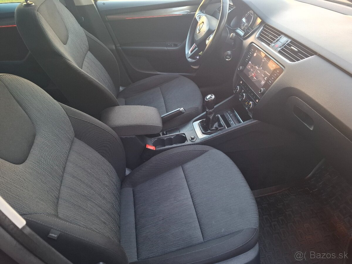 Škoda Octavia Combi 2.0 TDI,110 KW,ACC,BI-XENON,NAVI,TAZNE.. - 10
