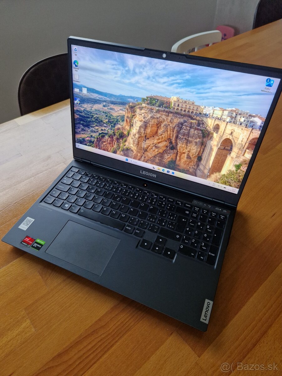 Notebook - TOP STAV - 10