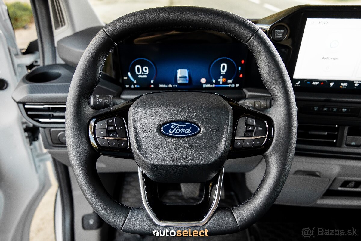 Prenájom 9-miestneho minivan / dodávka Ford Transit automat - 10