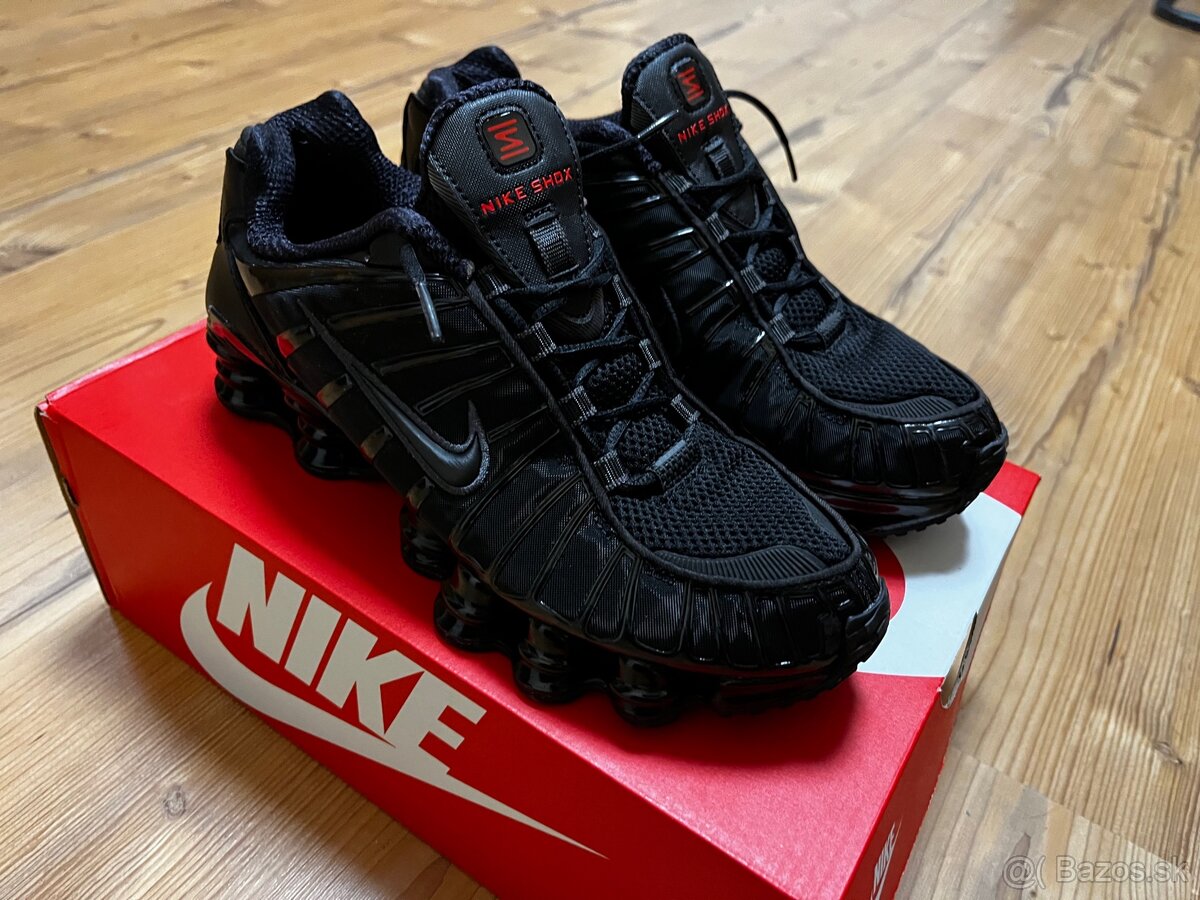 Nike Shox X - 10