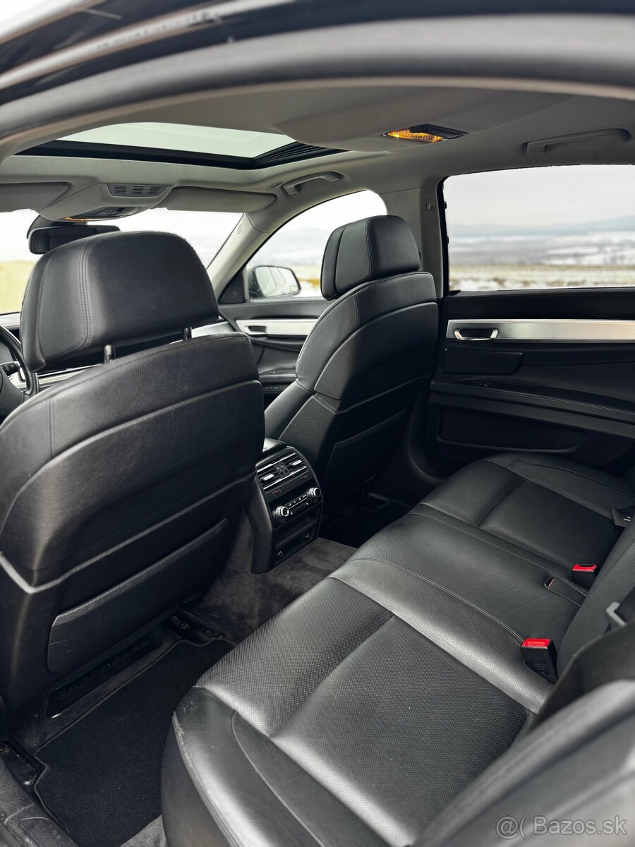 BMW 730d - 10