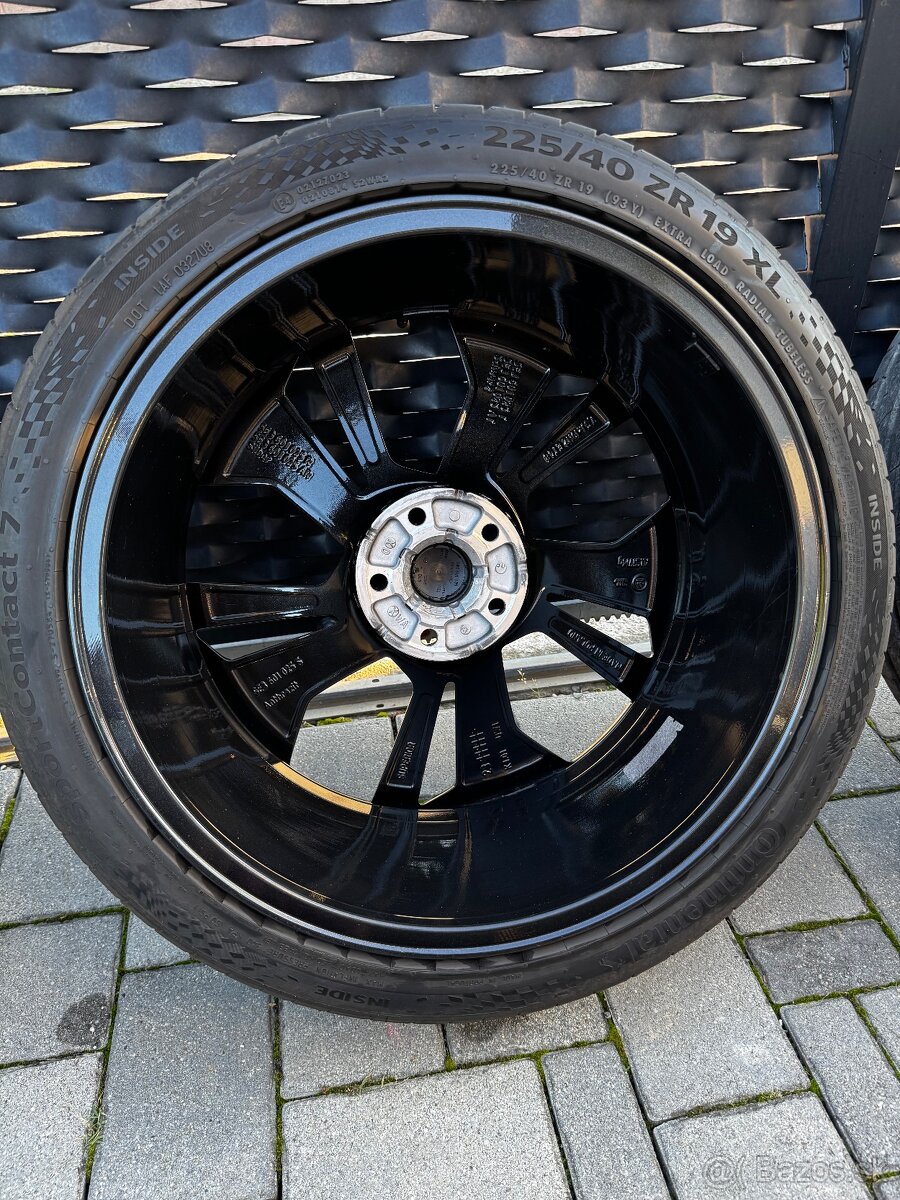 R19 Skoda Octavia RS nové elektróny komplet letná sada - 10