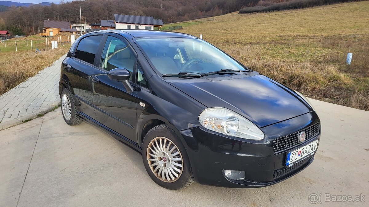 Fiat Grande Punto - 10