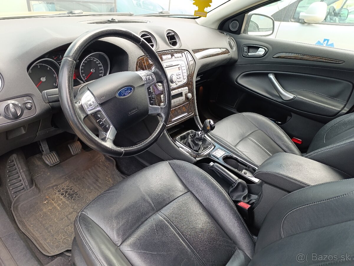 Predám Ford Mondeo combi - 10