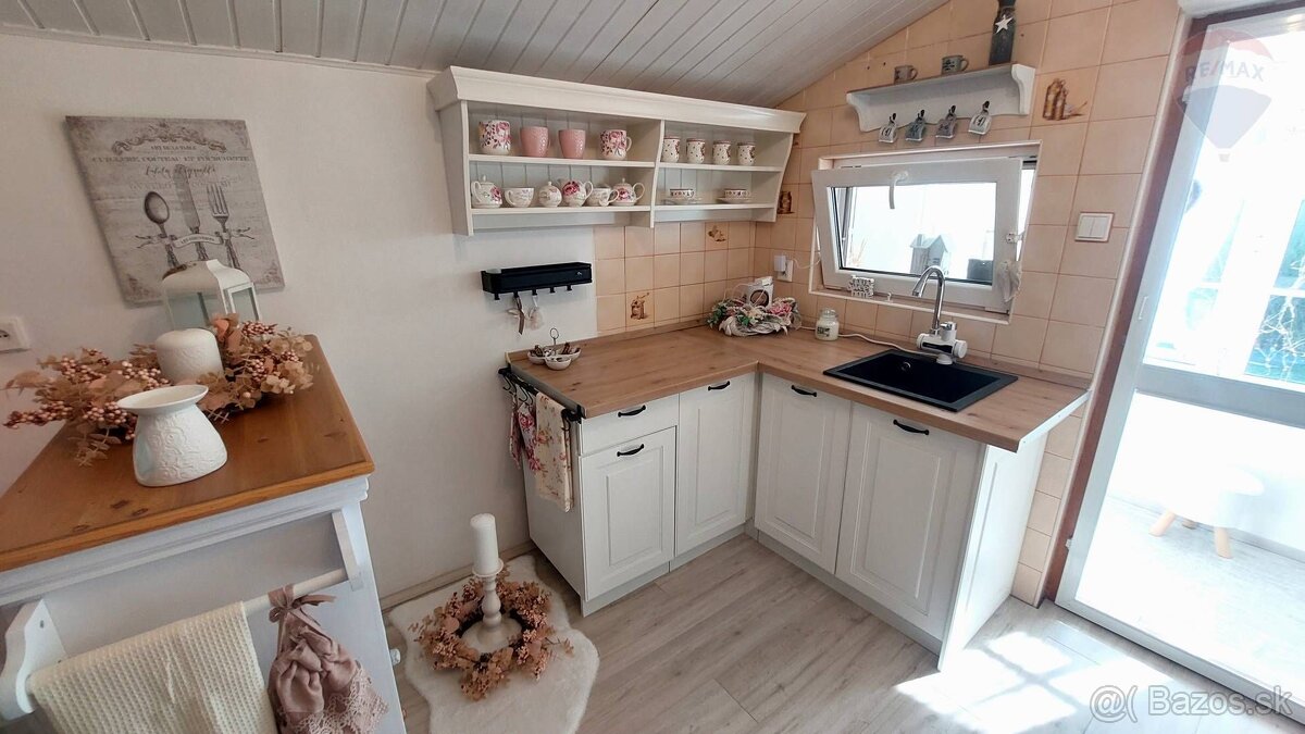 Predaj celoročne obývateľný rekreačný dom v krásnom prostred - 10