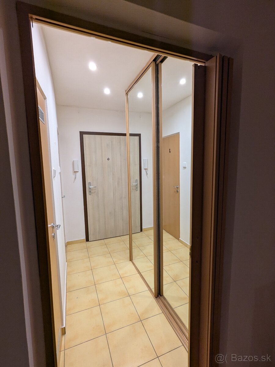 Prenájom 1,5 izb.bytu v Karlovej Vsi - 10