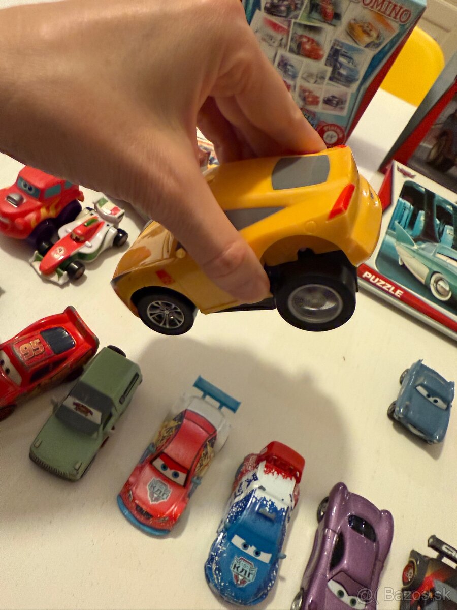 McQueen autá - 10