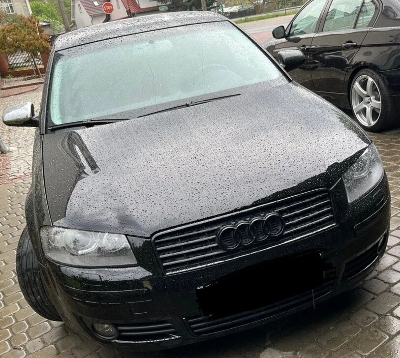 AUDI Čierne lesklé znaky - 10