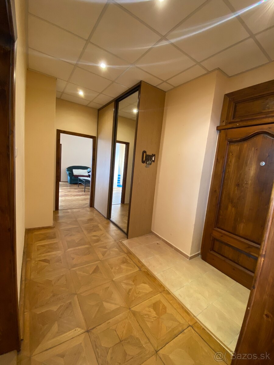 2 izbový byt v Starom meste - 10