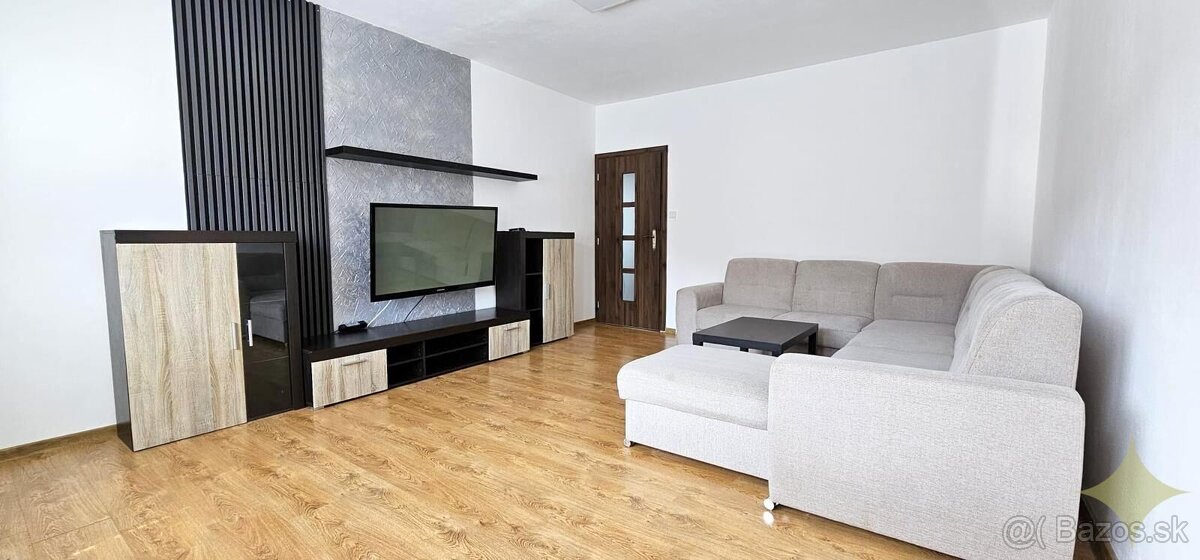 PREDAJ: Slnečný 3-izbový byt s loggiou na sídlisku Šípok, Pa - 10