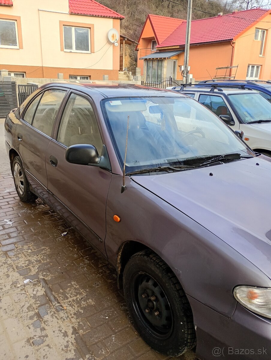 Hyundai accent 1.3 - 10