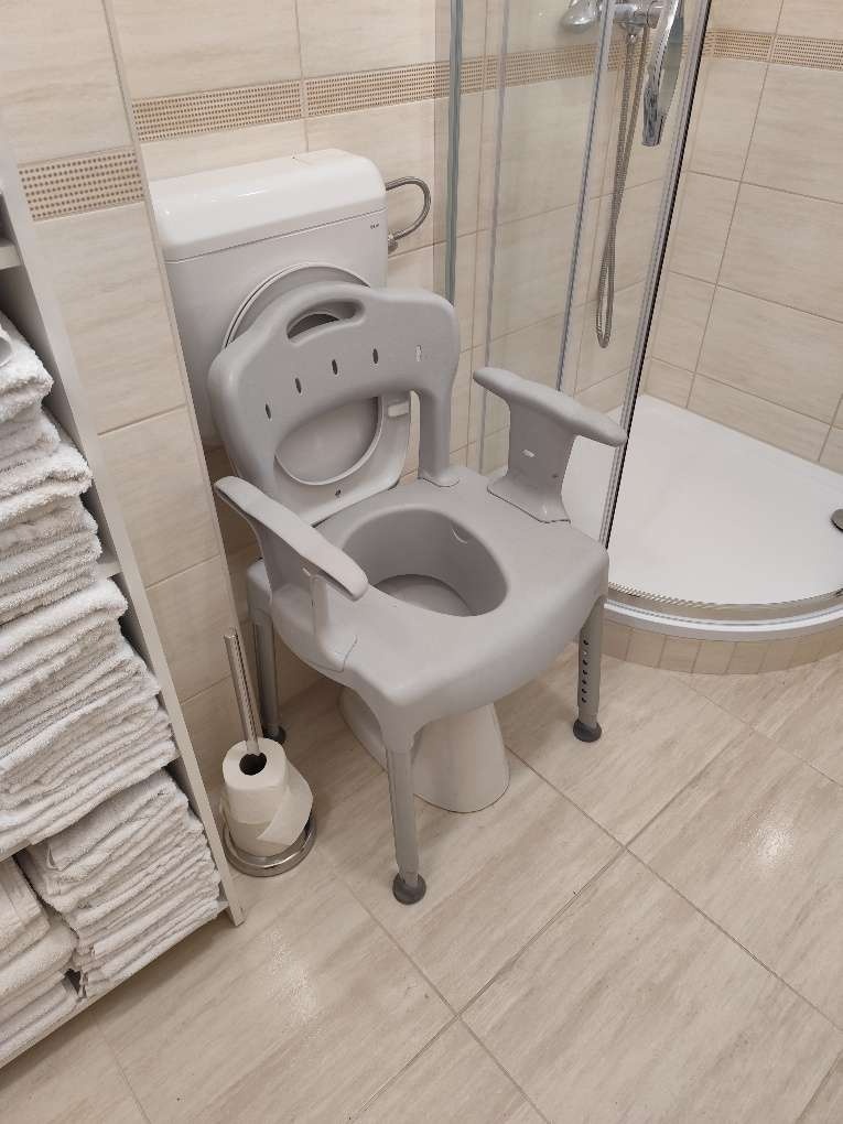 Pomôcky pre invalidov a ZŤP - 10