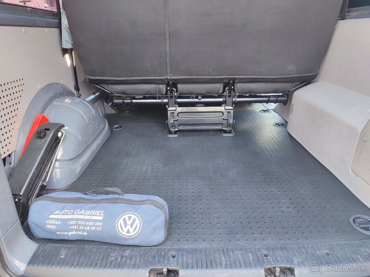 VW Transporter T6 - 10