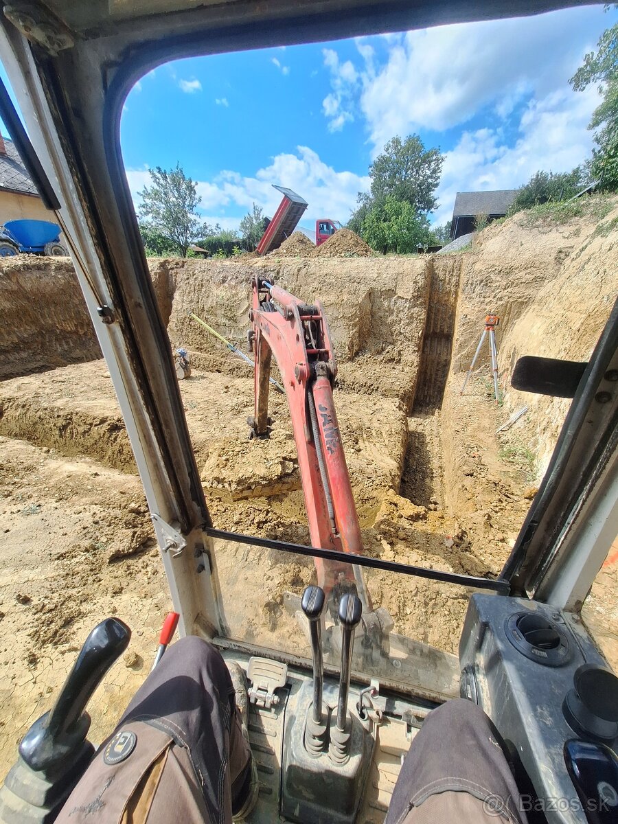 Zemné a výkopové práce minibagrom - 10