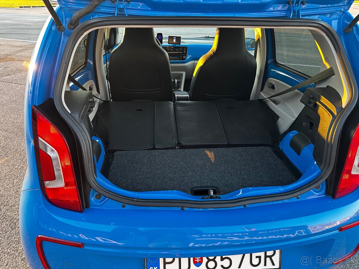 Volkswagen e-up - 10