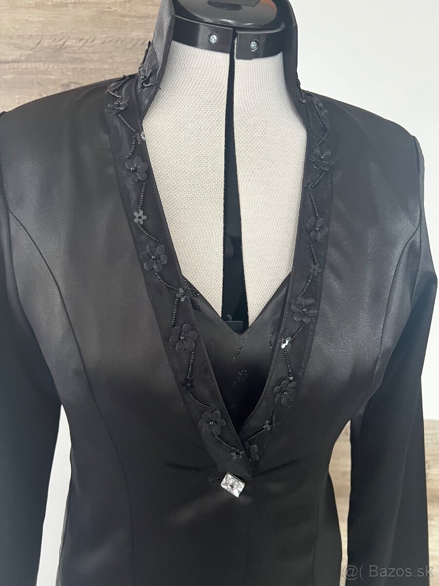 Šaty a sako - 10