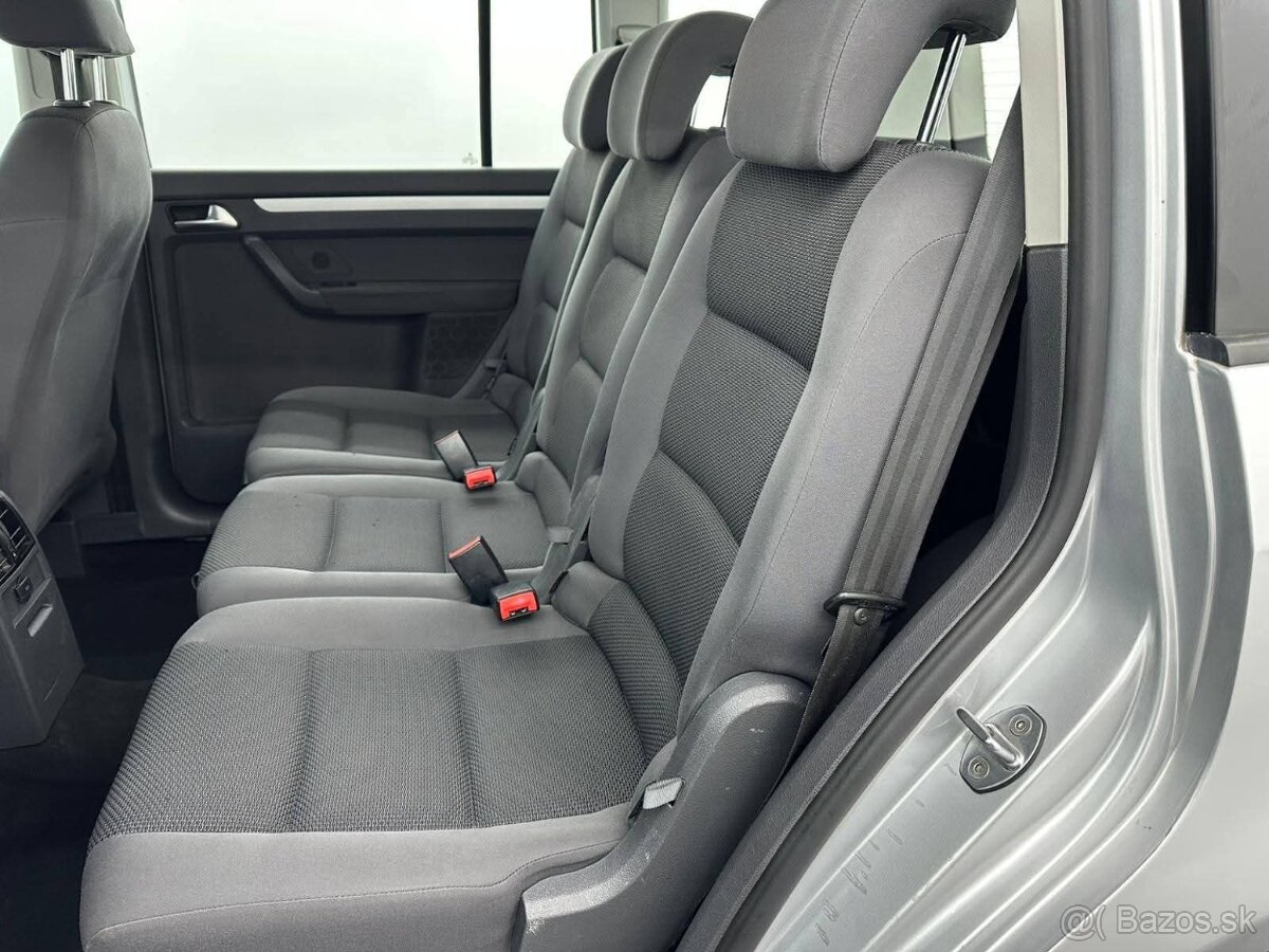 Touran 1,6 TDI Trendline M6 77kW - 10