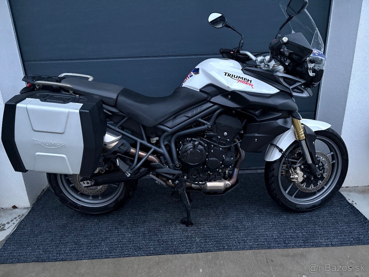 Triumph Tiger 800 ABS - 10