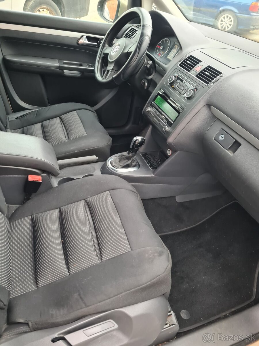 Volkswagen Touran 1,4tsi/Cng - 10