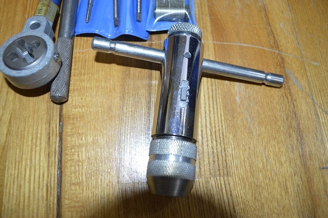 predam drevenu skrinku plnu zavitnikov/sada zavitnikov - 10